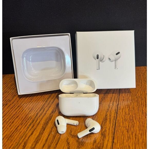Pro 3 Bluetooth Wireless V5 Earbuds Unbranded New in box - Picture 7 of 7